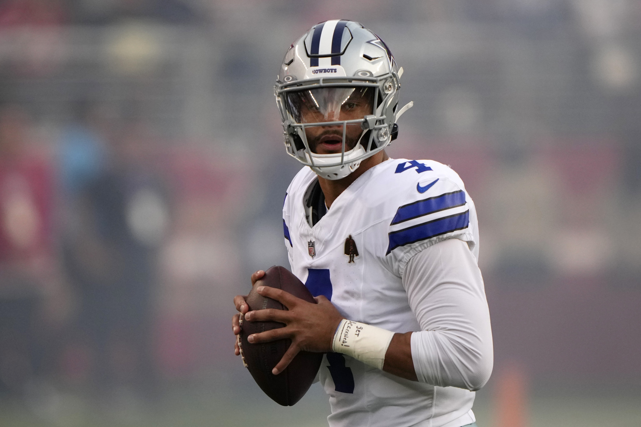 Analyst Details Why Cowboys’ Dak Prescott is ‘Overrated’